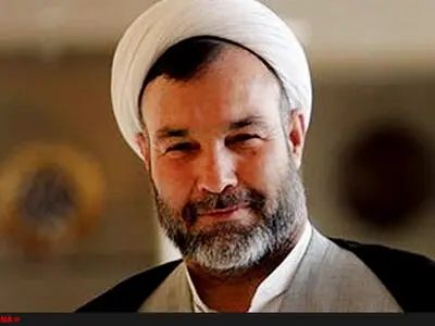 حرمت پایگاه‌هایی همچون حرم امام (ره) و بیت رهبری حفظ شود/اهانت به مسئولان قابل قبول نیست
