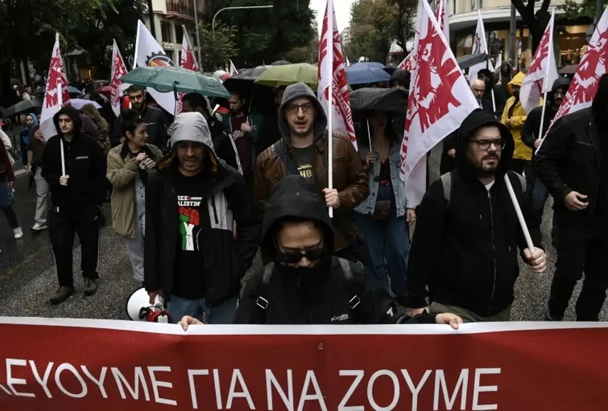کارگران همچنان در اعتصاب/ حمل‌ونقل عمومی یونان تعطیل شد