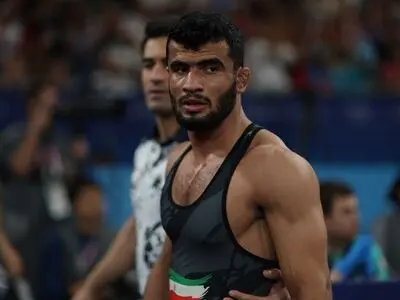 علیرضا مهمدی برترین فرنگی کار ماه اتحادیه جهانی کشتی شد