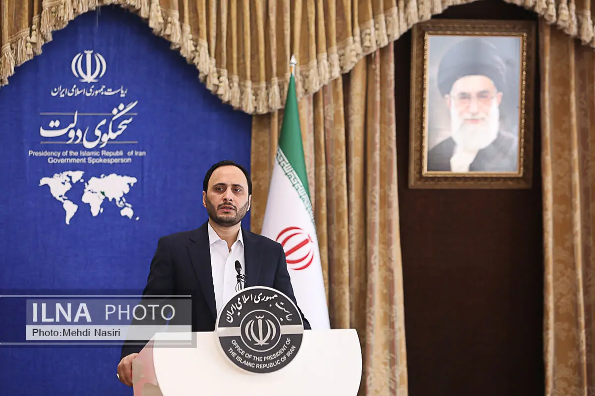 رسانه‌ها می‌توانند بروند ببینند افتتاح فرودگاه سقز واقعی بوده یا کیک