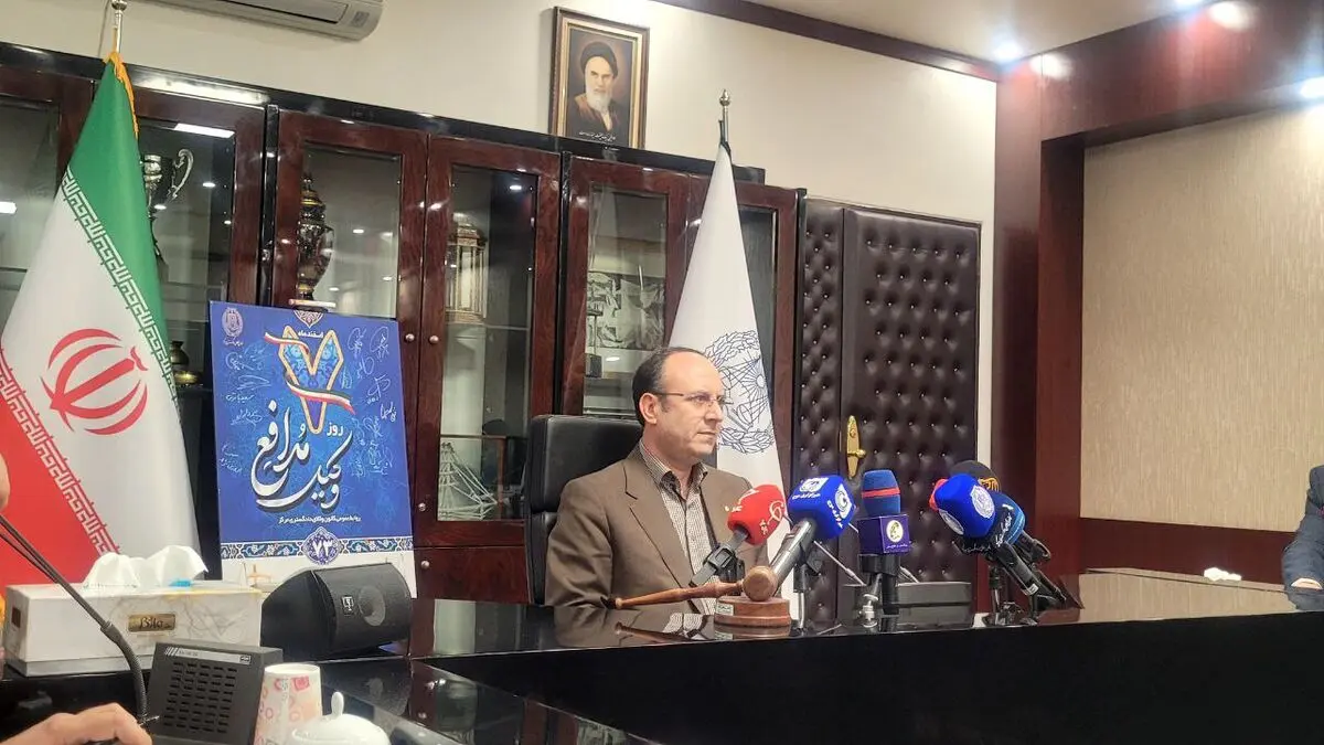 یک یا دو نفر از وکلا در حال حاضر بازداشت هستند