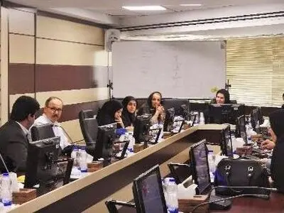 بازنگری در فرآیند‌های ارجاع بیماران و گروه‌های آسیب‌پذیر به مراکز مراقبت در منزل

