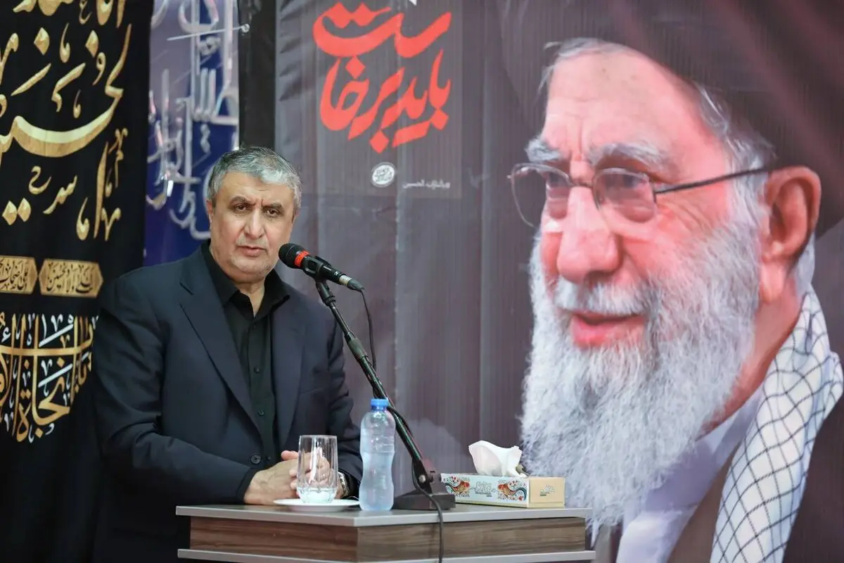 صنعت هسته‌ای میراث رهبر شهید است