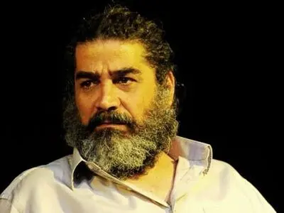 چرا جماعت تئاتر؛ ملعبهِ دست قرار گرفته؟