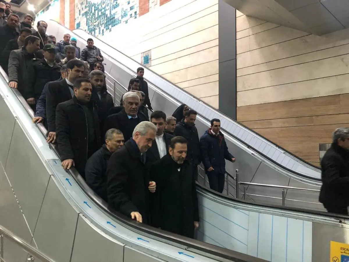 بهره‌برداری از فاز سوم خط یک قطار شهری تبریز با حضور واعظی