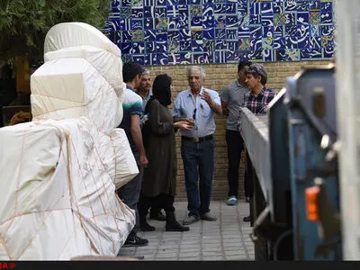 تصادمِ مجسمه‌ فرهاد، آتلیه‌ کبود، طلسم‌ها، قفل‌ها، هیچ و شیرهایِ پرویز تناولی  