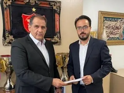 فرخ حسابی استعفا داد 