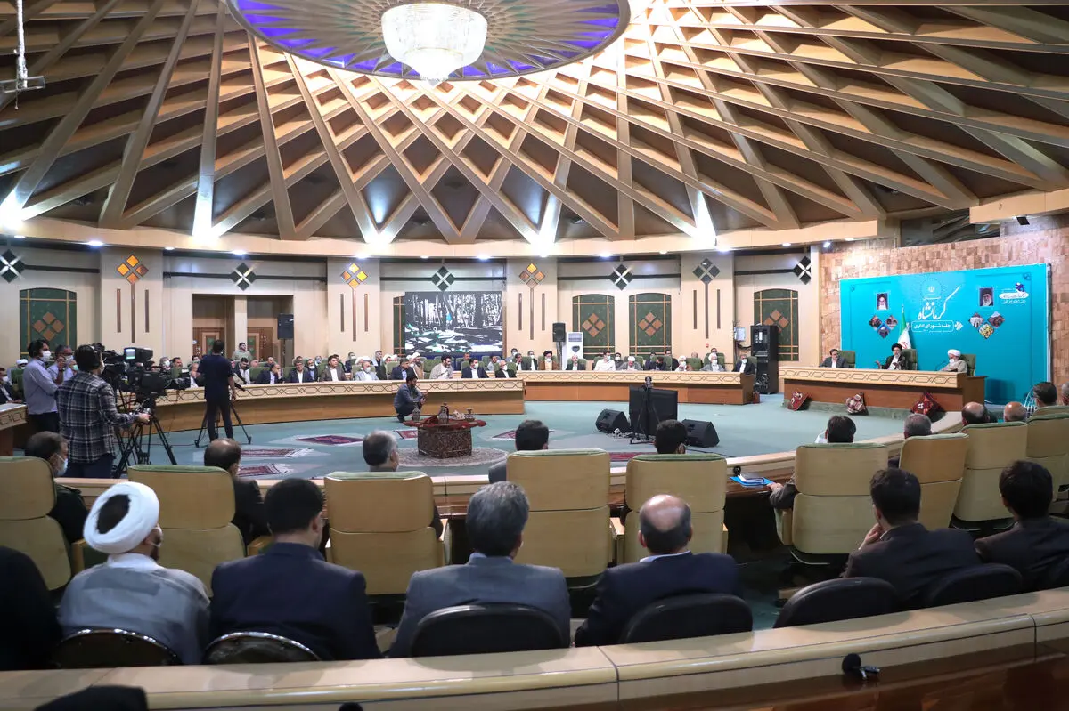 اقدام جهادی مدیران در حل مشکلات، مایه امیدواری مردم است/ علاوه بر نیروهای مسلح مقتدر، تولیدکنندگان و فناوران کشور عقبه راهبردی اقتدار جمهوری اسلامی ایران هستند