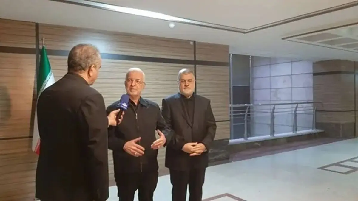 همه استانداران و فرمانداران با تمام توان پای کار هستند