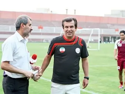 عیادت حمید استیلی از محمد مایلی کهن