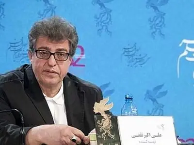 نگاه جناحی و رانتی باید از مدیریت سینما حذف شود/ سینما تحت حاکمیت سینماداران است