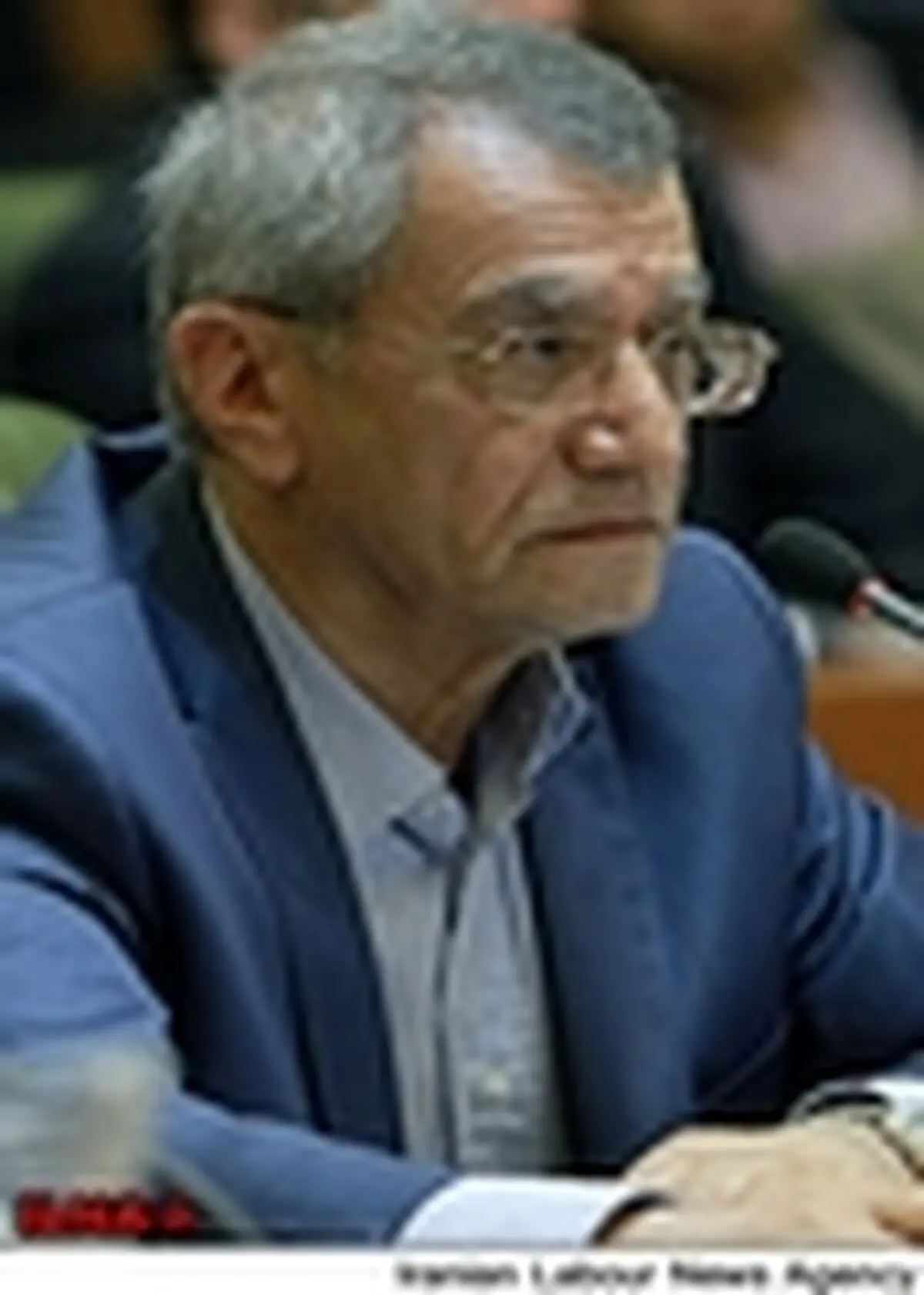 مدیران ارشد شهرداری نباید جایگاه شورا را پایین بیاورند