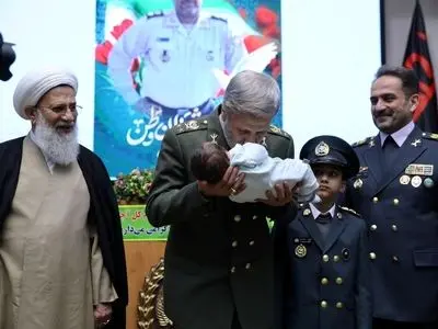 آیین دانش‌آموختگی دانشجویان مدیریت دفاعی دانشگاه دافوس ارتش