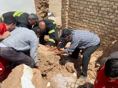 مرگ یک مرد 69 ساله بر اثر ریزش ساختمان نیمه‌کاری در اراک