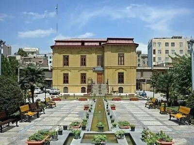 ساخت بنا در محوطه عمارت فخرالدوله ارتباطی به شهرداری تهران ندارد
