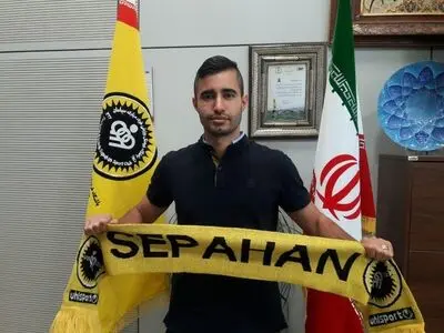 کارت بازی برزیلی‌های سپاهان رسید