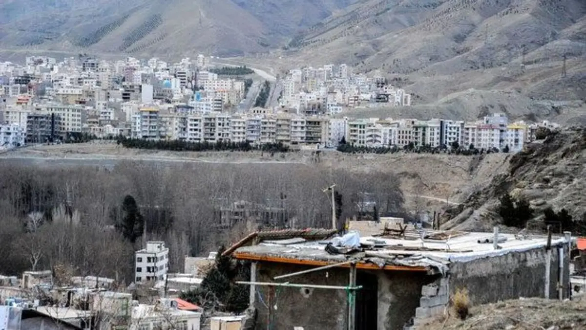 صدور مجوزهای غیرقانونی ساخت‌وساز در حریم توسط برخی دستگاه‌ها/ وضع معیشت در مناطق جنوبی منجر به تقسیم قطعات ۱۰۰ متری زمین شده است/ اختصاص کد آبادی به محدوده‌هایی که اصلا آبادی نبوده‌اند! 