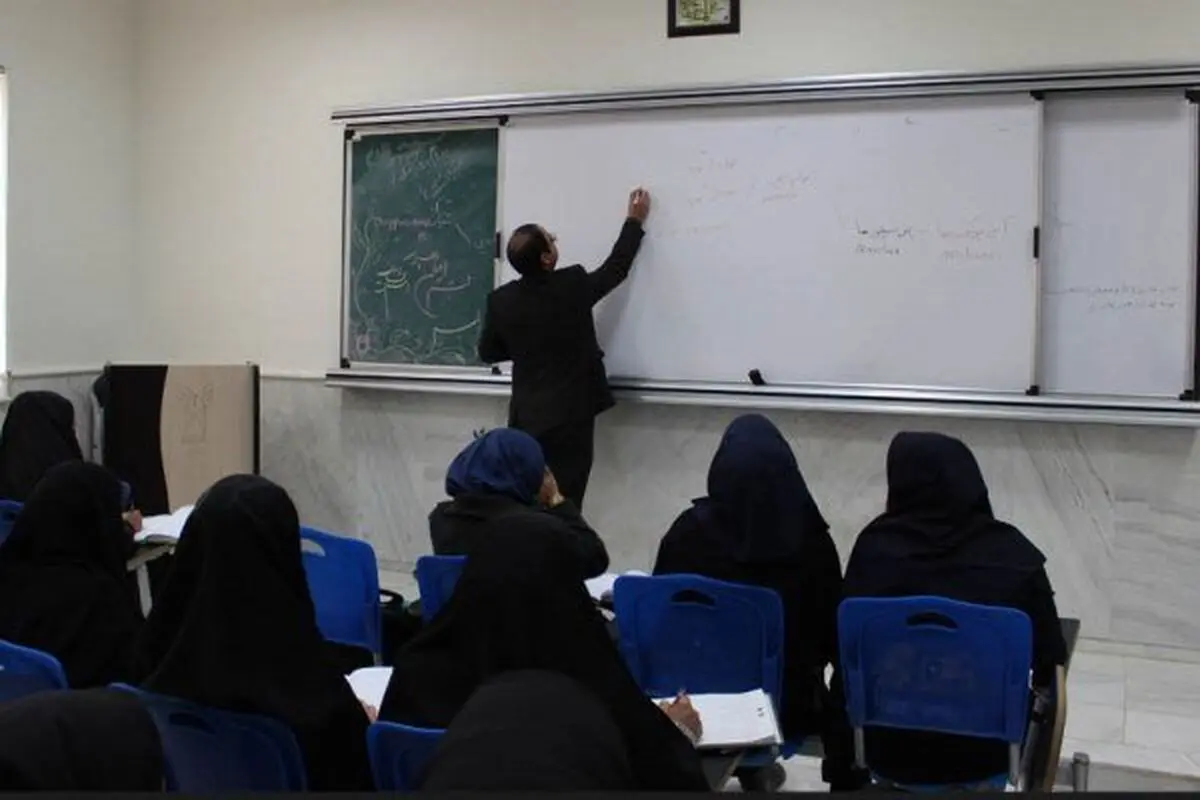 شرایط اسفبار اساتید حق‌التدریسی‌ در دانشگاه‌های کشور/نه از بیمه خبری هست نه بازنشستگی