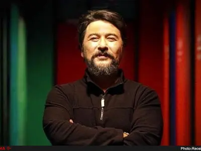 دلم می‌خواهد تئاتر کار کنم