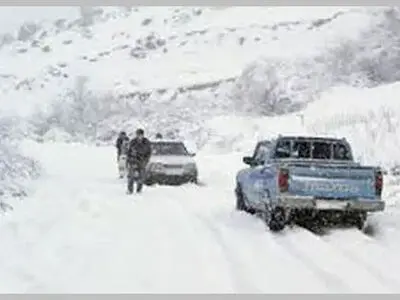 بارش برف راه ارتباطی ۷۵۸ روستای استان مسدود کرد