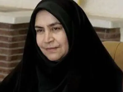 نمایندگان با رای به رزم حسینی وزارت صمت را از بلاتکلیفی خارج کنند