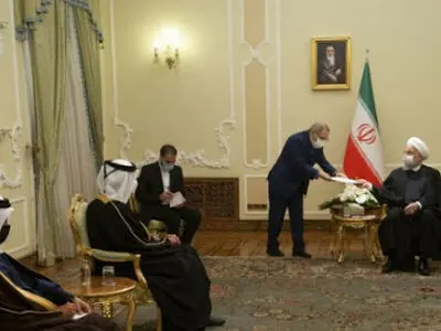 فی رسالة جوابیة على رسالة أمیر قطر؛ روحانی: طهران والدوحة تتطلعان الى إرساء حوار جماعی وتحقیق منطقة قویة 