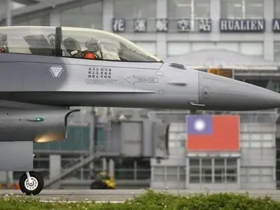 US approves $8bn sale of 66 F-16 fighters to Taiwan