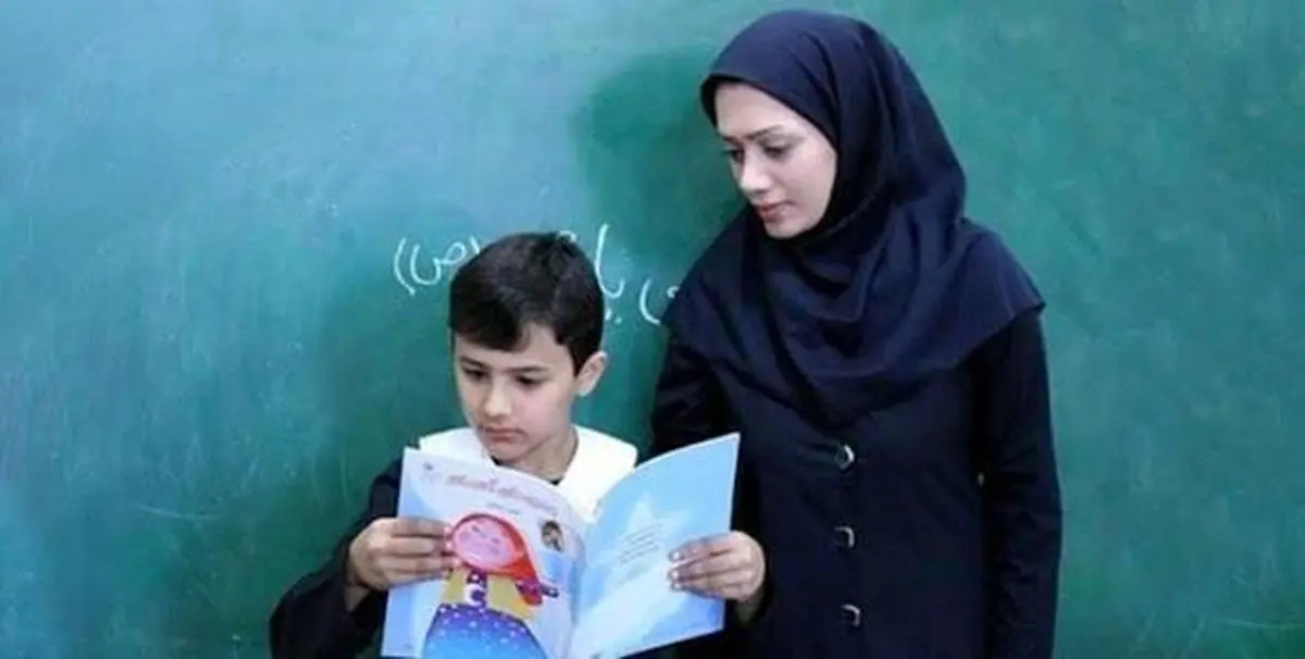 رفتار ارباب رعیتی با معلمان مدارس خصوصی/ به امید قبولی در گزینش، تن به استثمار می‌دهیم!