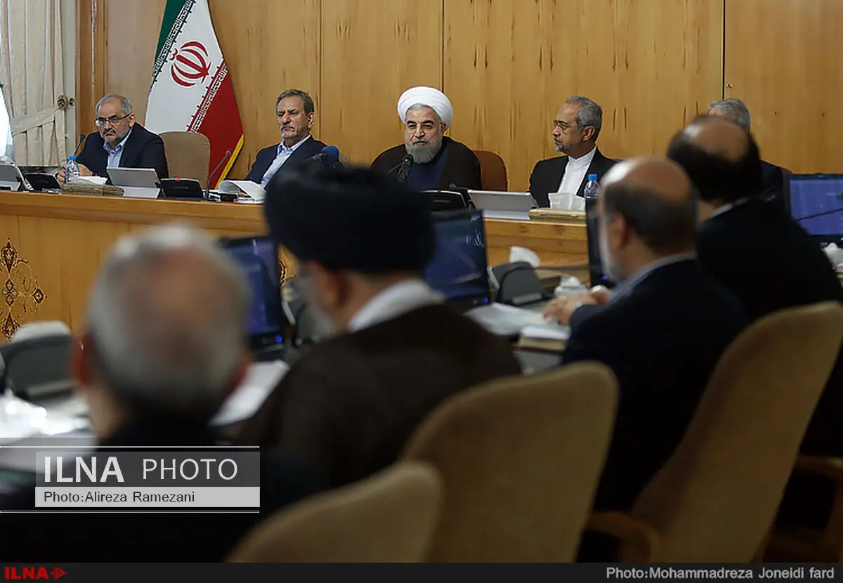بررسی و تصویب تعدادی از آیین نامه های اجرایی قانون بودجه سال ۱۳۹۵ کل کشور