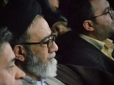 نخستین حضور یک امام‌جمعه در سالن تئاتر