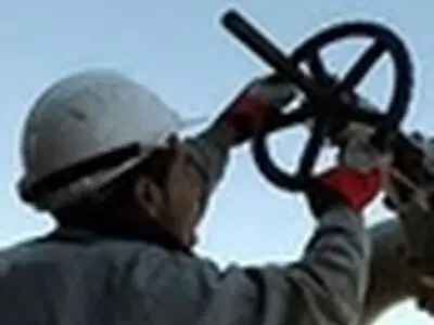 تعدد شرایط استخدامی نباید به تفاوت استانداردهای ایمنی در صنعت نفت منجر شود