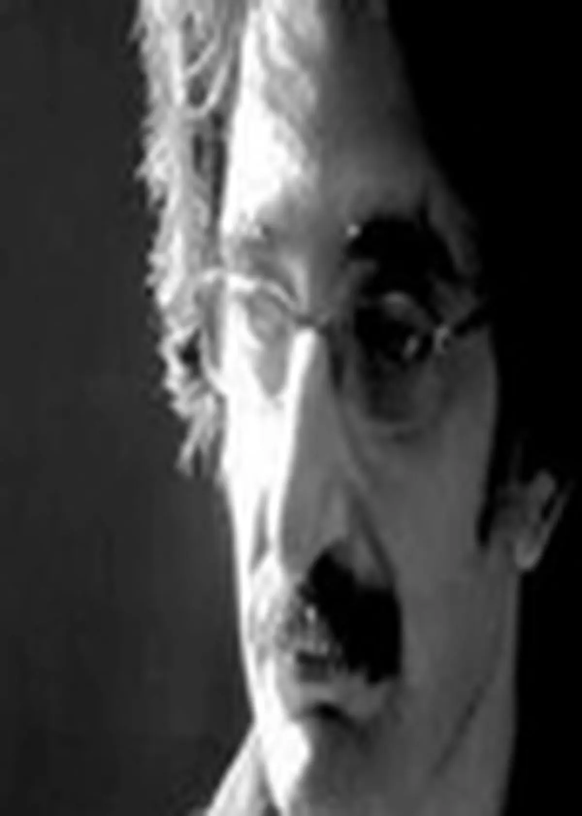 فضای سخت‌گیرانه چند سال‌ گذشته؛ عرصه را بر نویسندگان تنگ کرده بود