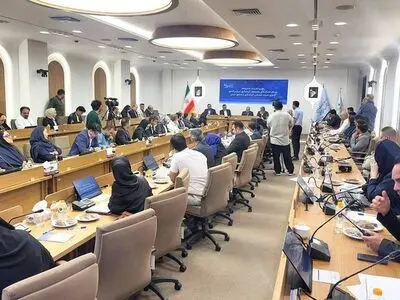 تثبیت بیمه راهنمایان گردشگری و مقابله با تورهای غیرمجاز در دستور کار دولت قرار گیرد