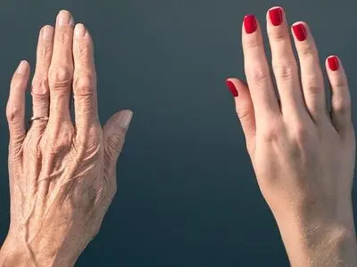 ۹ دلیل پوسته پوسته شدن ناخن و راه حل رفع آن 