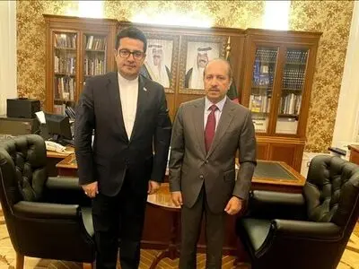 رایزنی سفیر ایران در آذربجان با همتایان کویتی و قطری خود