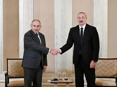 دیدار علی‌اف و پاشینیان در ابوظبی 