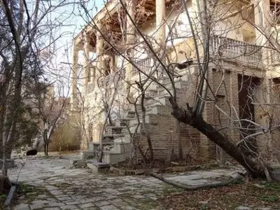 نجات عمارت تاریخی خانه حاج‌باشی از تخریب به‌رغم خروج از فهرست آثار ملی