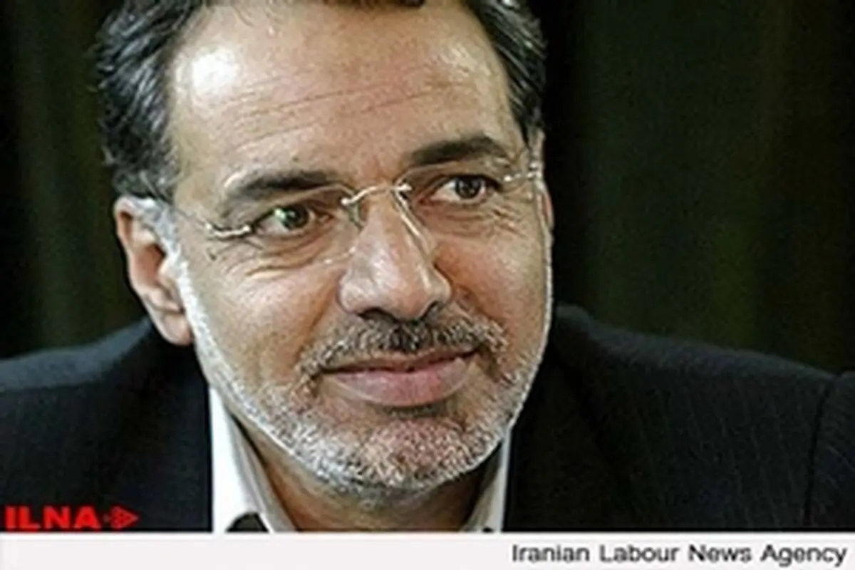 احمدی نژاد اموال بیت المال را پس دهد