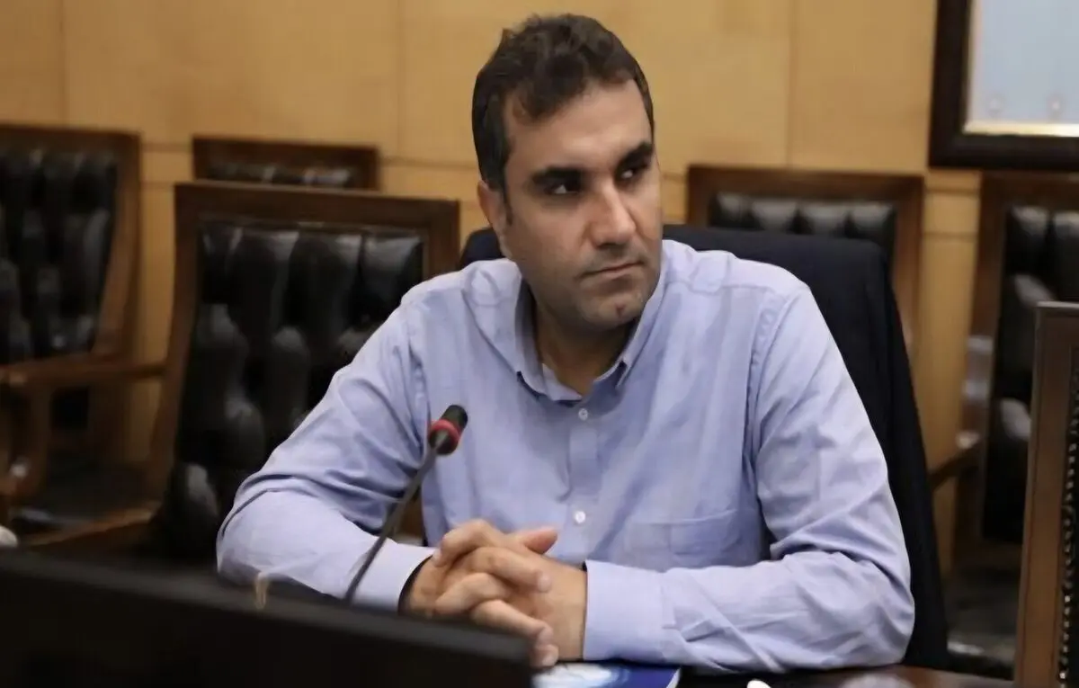 افزایش قیمت خودرو به بهانه کمبود ورق فولاد غیرقانونی است