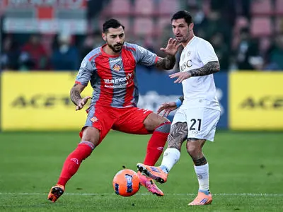 ویدیو: خلاصه بازی کرمونزه 0 - ناپولی 2