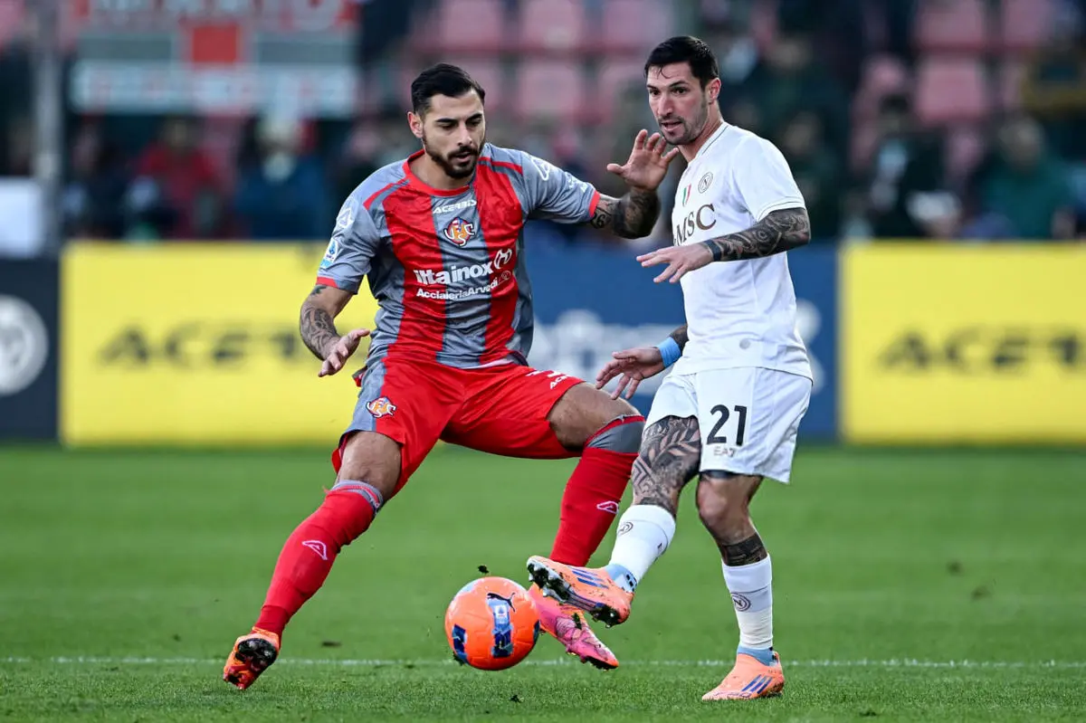 ویدیو: خلاصه بازی کرمونزه 0 - ناپولی 2