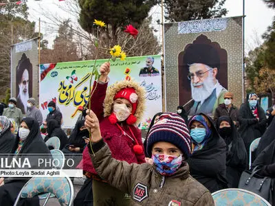 گلباران جایگاه جلوس امام خمینی(ره) در بهشت زهرا(س)