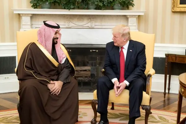 ترامب يوقّع في السعودية "أكبر صفقة أسلحة في التاريخ"