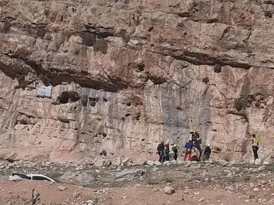 صخره‌نوردی در تنگ آبزا خللی به هویت طبیعی و تاریخی اشکفت‌سلمان وارد نکرده است