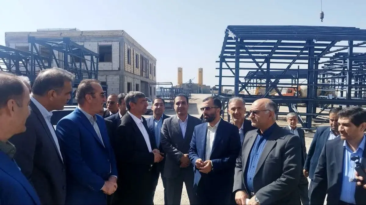 فعالیت ۲ واحد فروسیلیس بروجرد نقش موثری در ارز آوری و توسعه صنعتی منطقه دارند