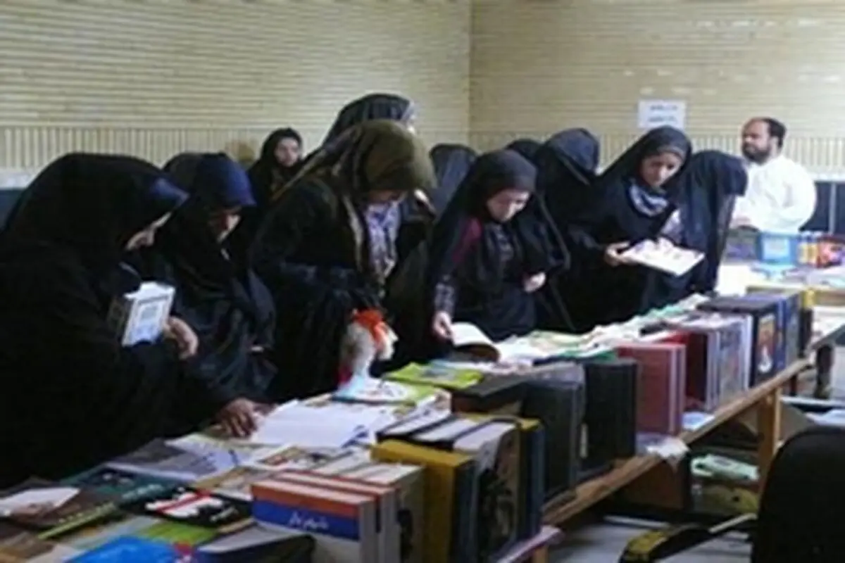 برگزاری نمایشگاه‌های کتاب در شهرستان‌های بناب، شبستر، میانه و سراب