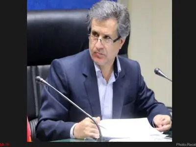 از این پس خود را آماده باران‌های سیل‌آسا کنیم/ فعلا آمادگی برخورد عاقلانه با بحران‌ها را نداریم/ برای کاهش آلام مردم اشتباه دیگری مرتکب نشویم