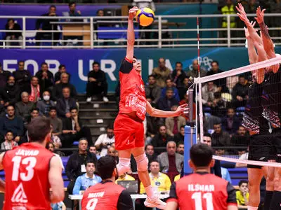 بردهای قاطع مدعیان در هفته پنجم لیگ برتر والیبال