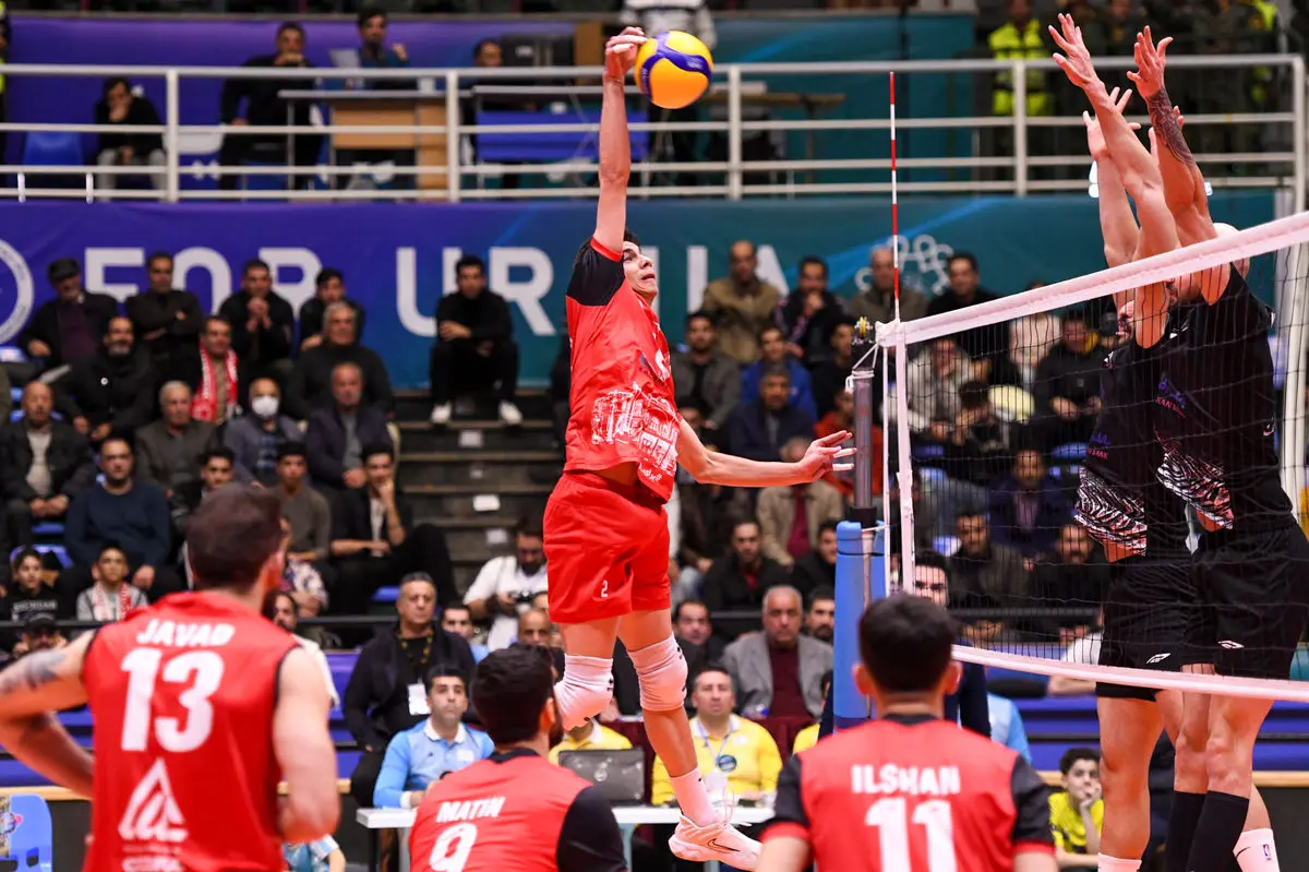 بردهای قاطع مدعیان در هفته پنجم لیگ برتر والیبال