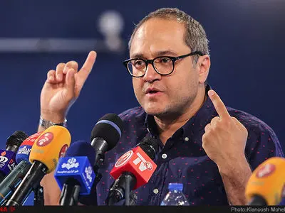 رامبد جوان: پاسپورت هیچ کشوری به جز ایران را ندارم +فیلم